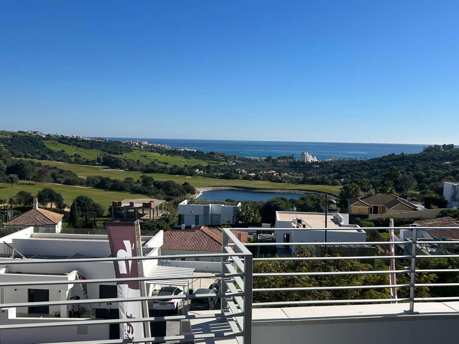 Takvåning till salu i Estepona