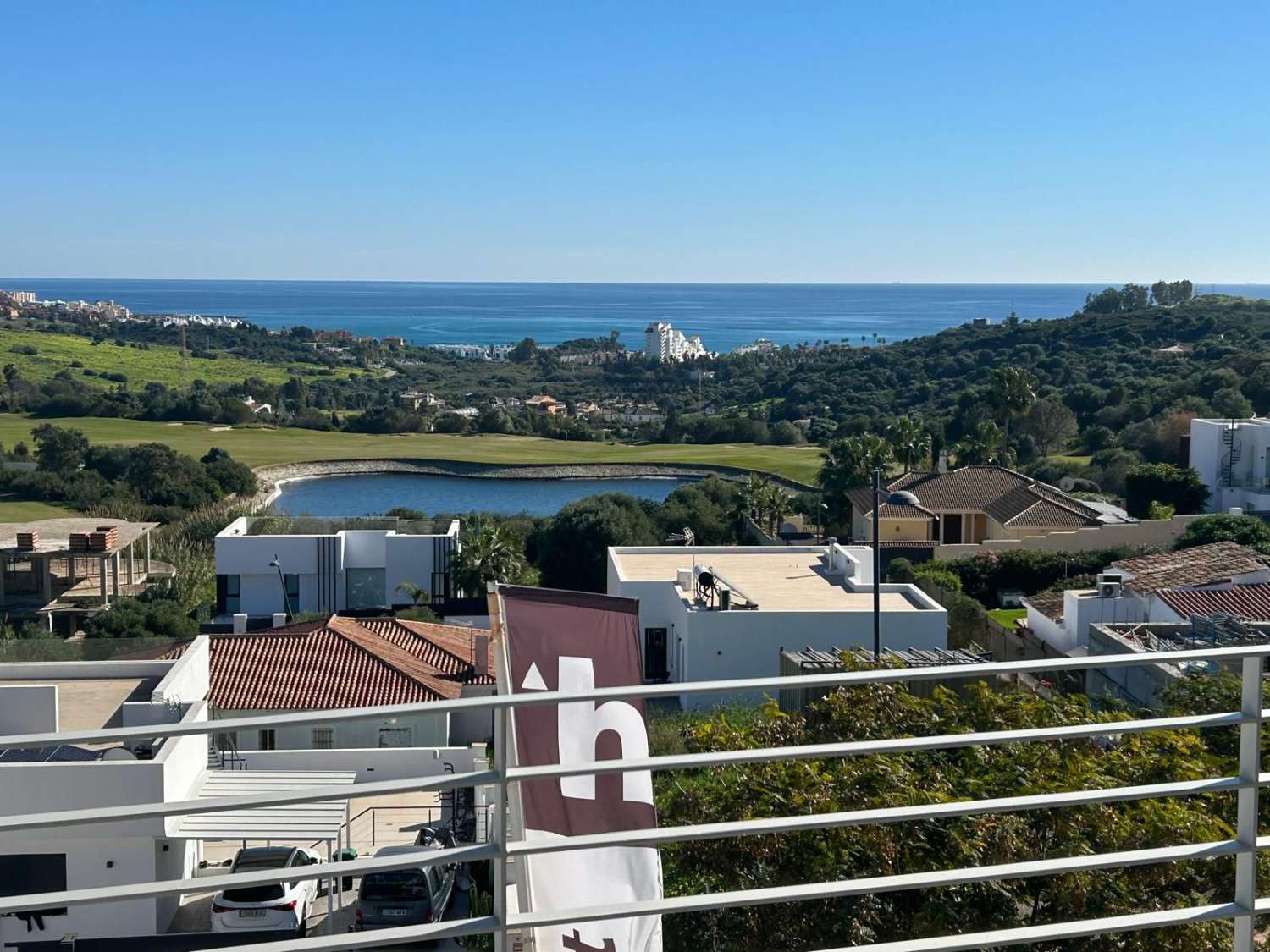 Takvåning till salu i Estepona