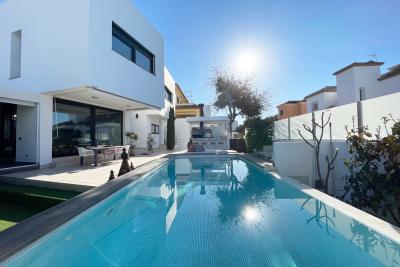 Villa til salg i Urb. La Sierrezuela (Mijas)