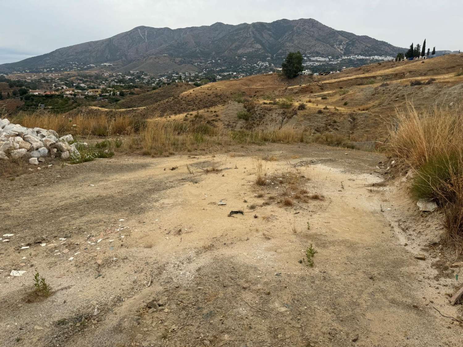 Parcel til salg i Urb. El Coto (Mijas)