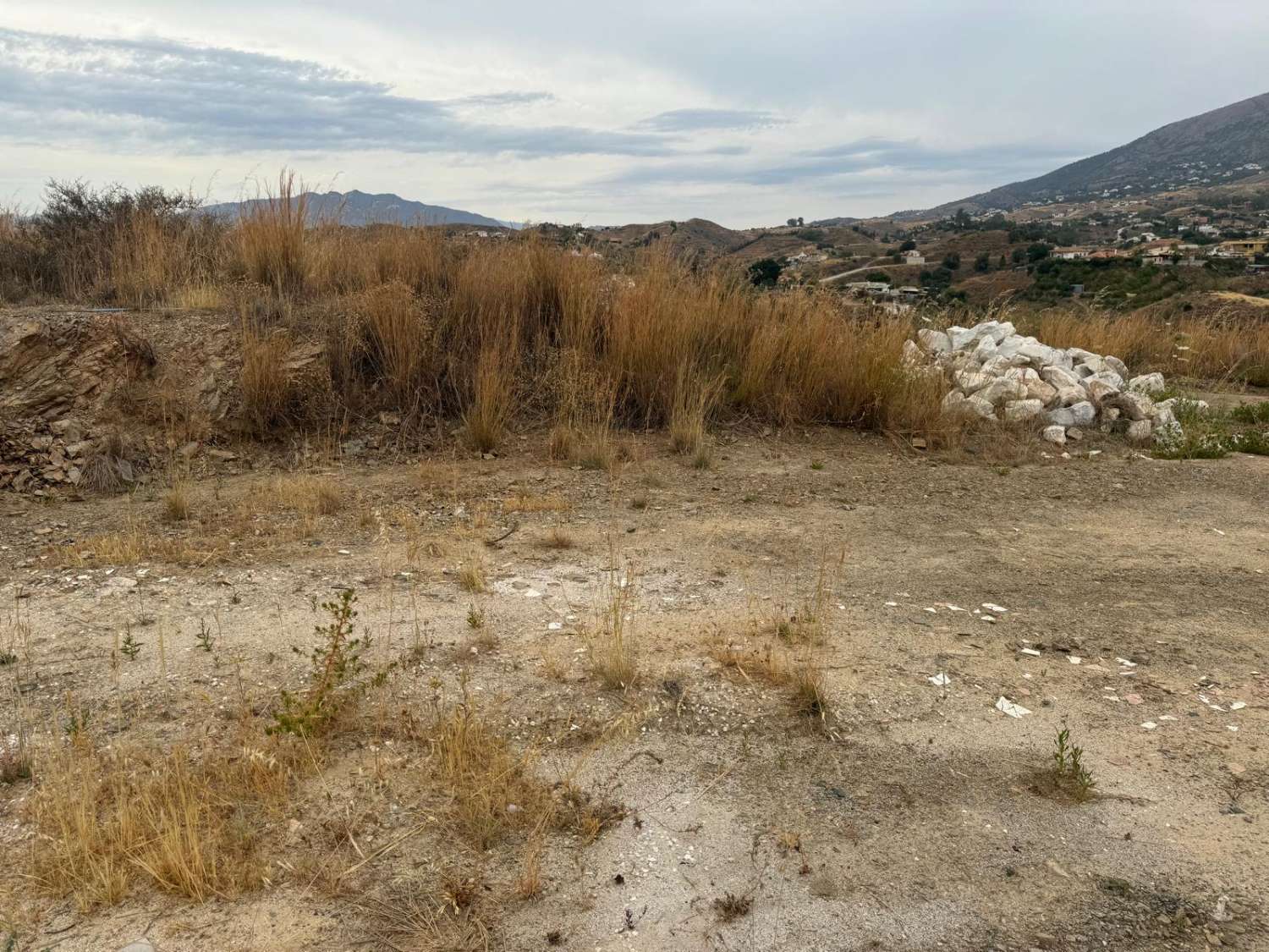 Parcel til salg i Urb. El Coto (Mijas)