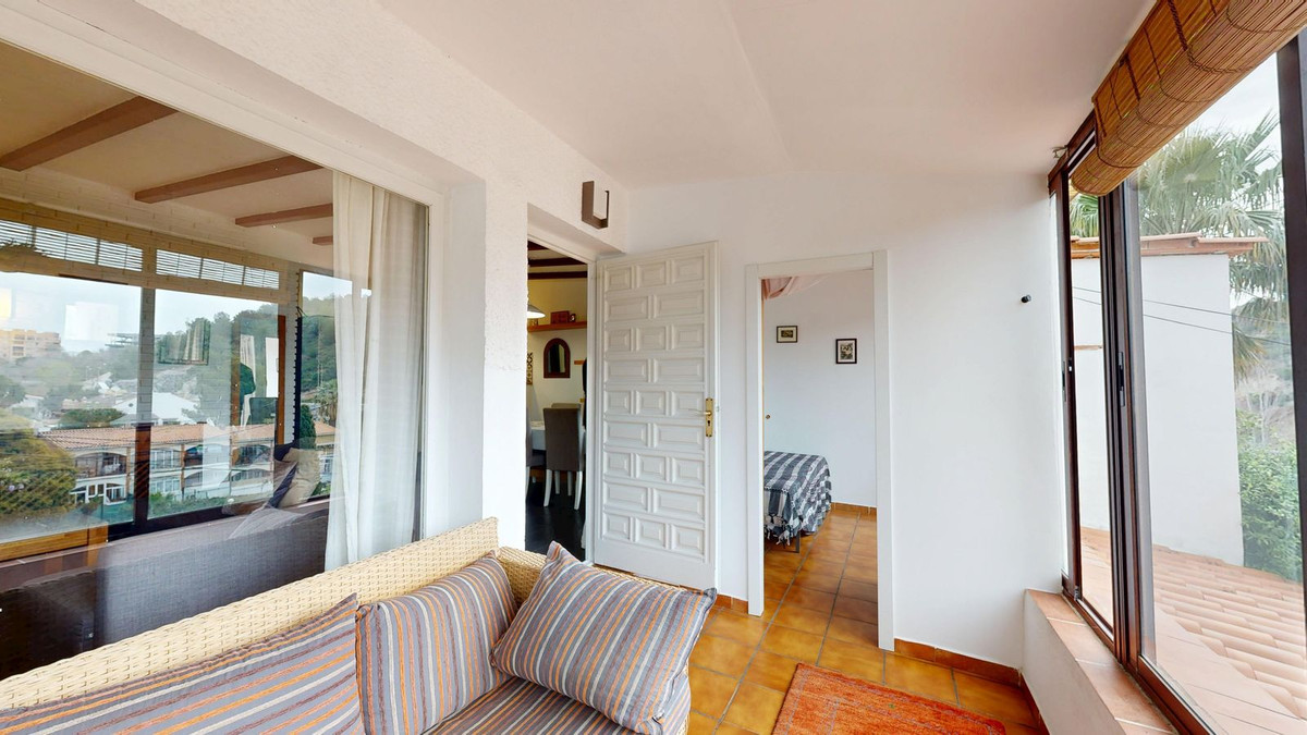 Hus til salg i Los Pacos (Fuengirola)