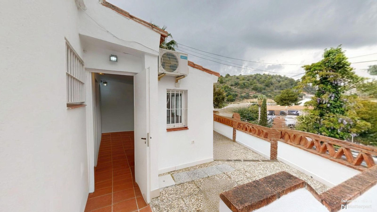 Hus til salg i Los Pacos (Fuengirola)