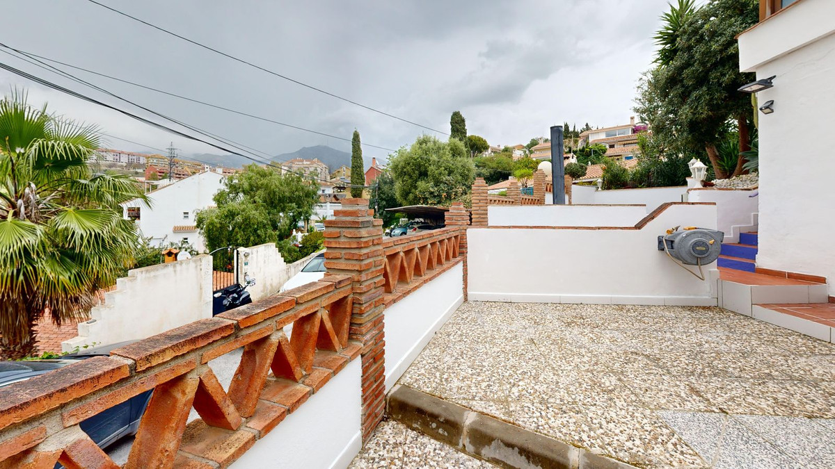 Hus til salg i Los Pacos (Fuengirola)