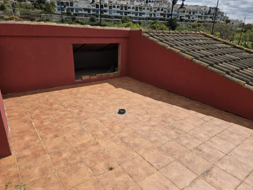 Villa til salg i Los Pacos (Fuengirola)