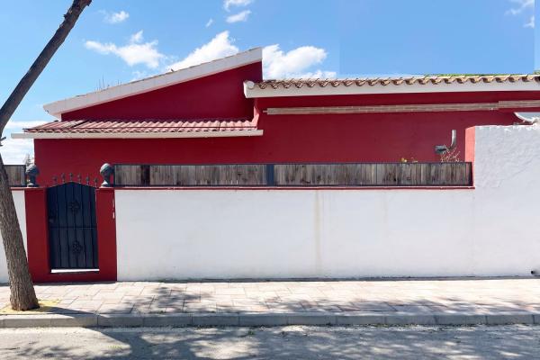 Txaleta salgai in Los Pacos (Fuengirola)