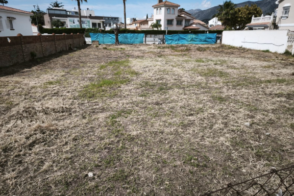 Parzelle zum verkauf in Los Álamos (Torremolinos)