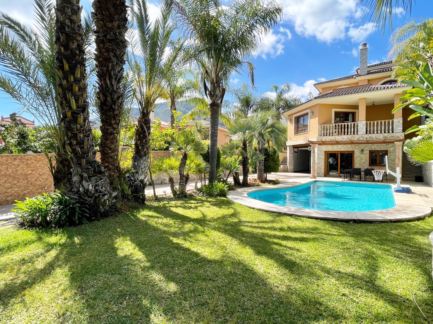 IMPRESIONANTE VILLA DE LUJO ALHAURÍN DE LA TORRE