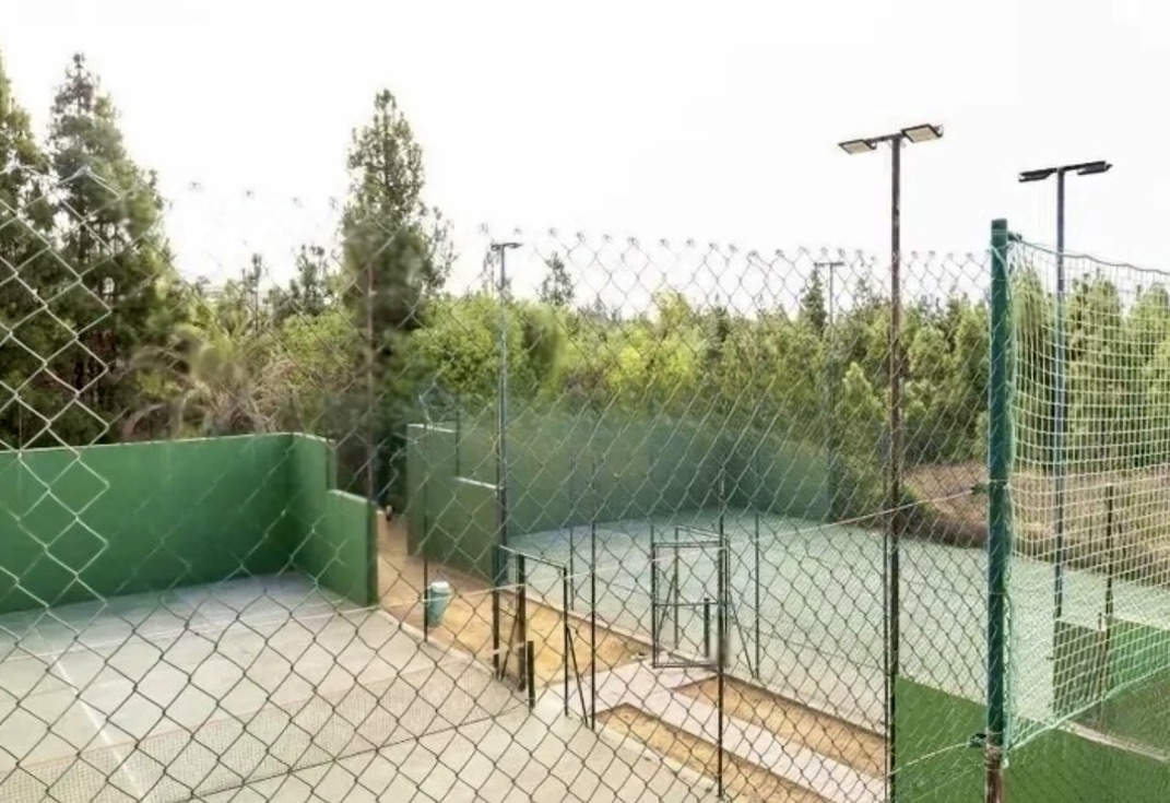 Etxea salgai in Hipódromo-Cerrado del Águila (Mijas)