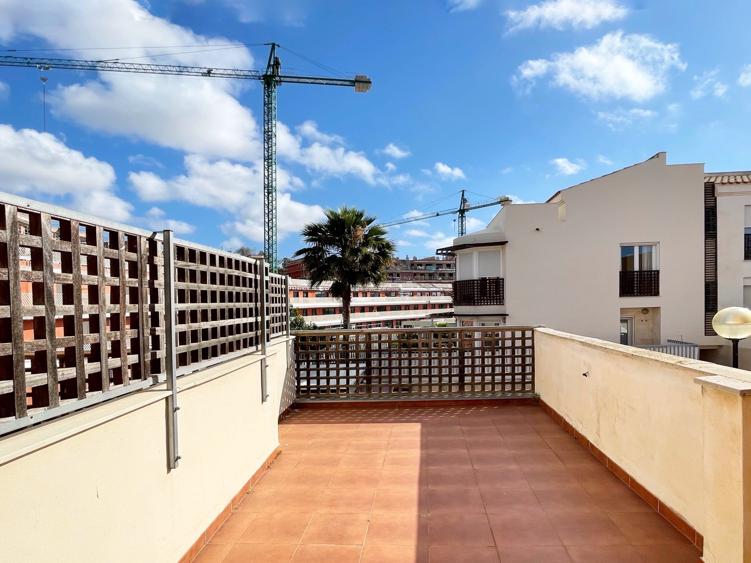 Etxea salgai in Hipódromo-Cerrado del Águila (Mijas)