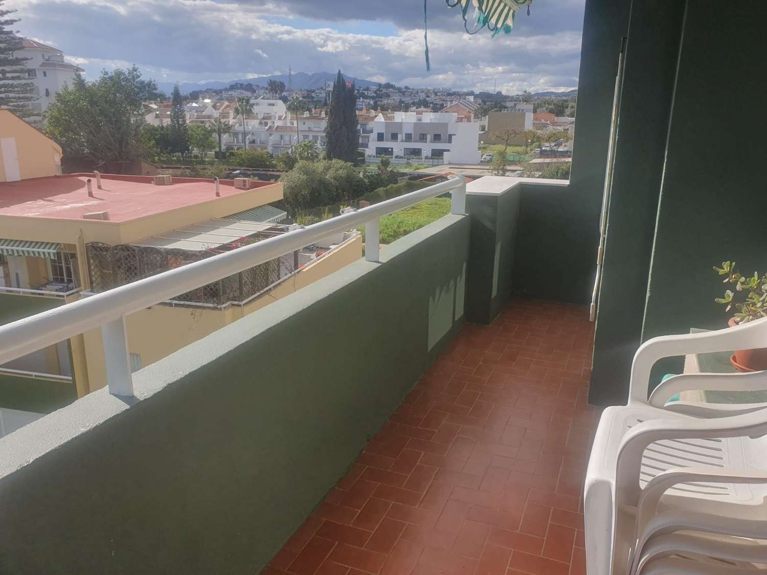 PISO DE 3 DORMITORIOS LOS BOLICHES CON TRASTERO Y PISCINA