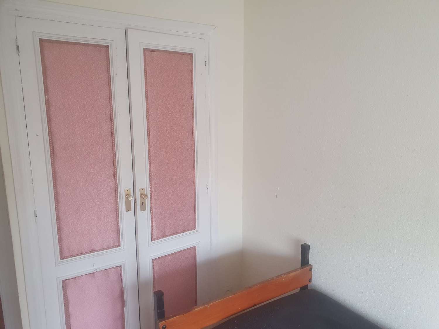 PISO DE 3 DORMITORIOS LOS BOLICHES CON TRASTERO Y PISCINA