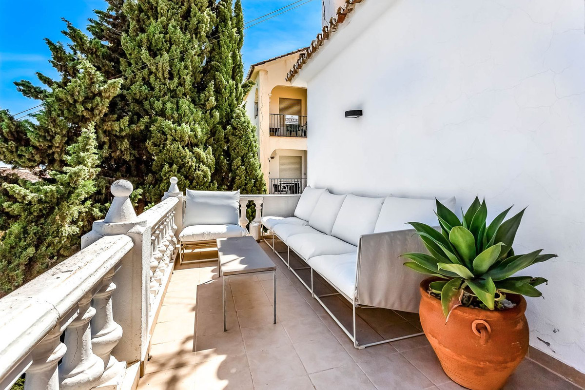VILLA CHALET EN TORREBLANCA