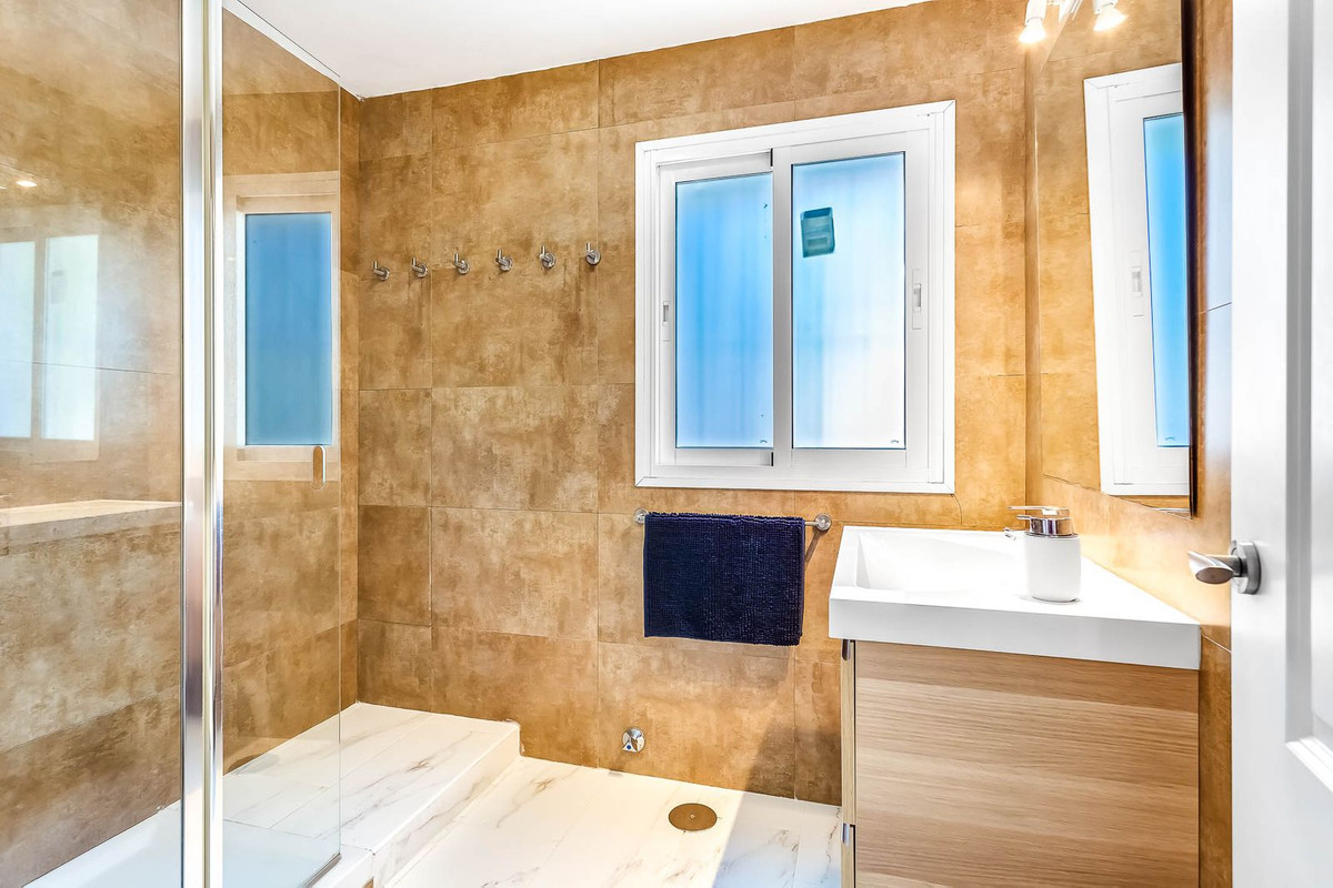 VILLA CHALET EN TORREBLANCA