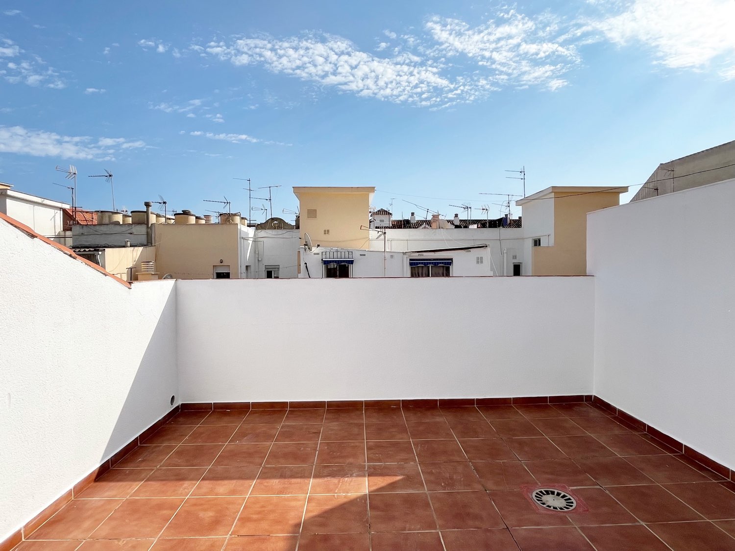ÁTICO DUPLEX 3 DORMITORIOS - CENTRO DE FUENGIROLA