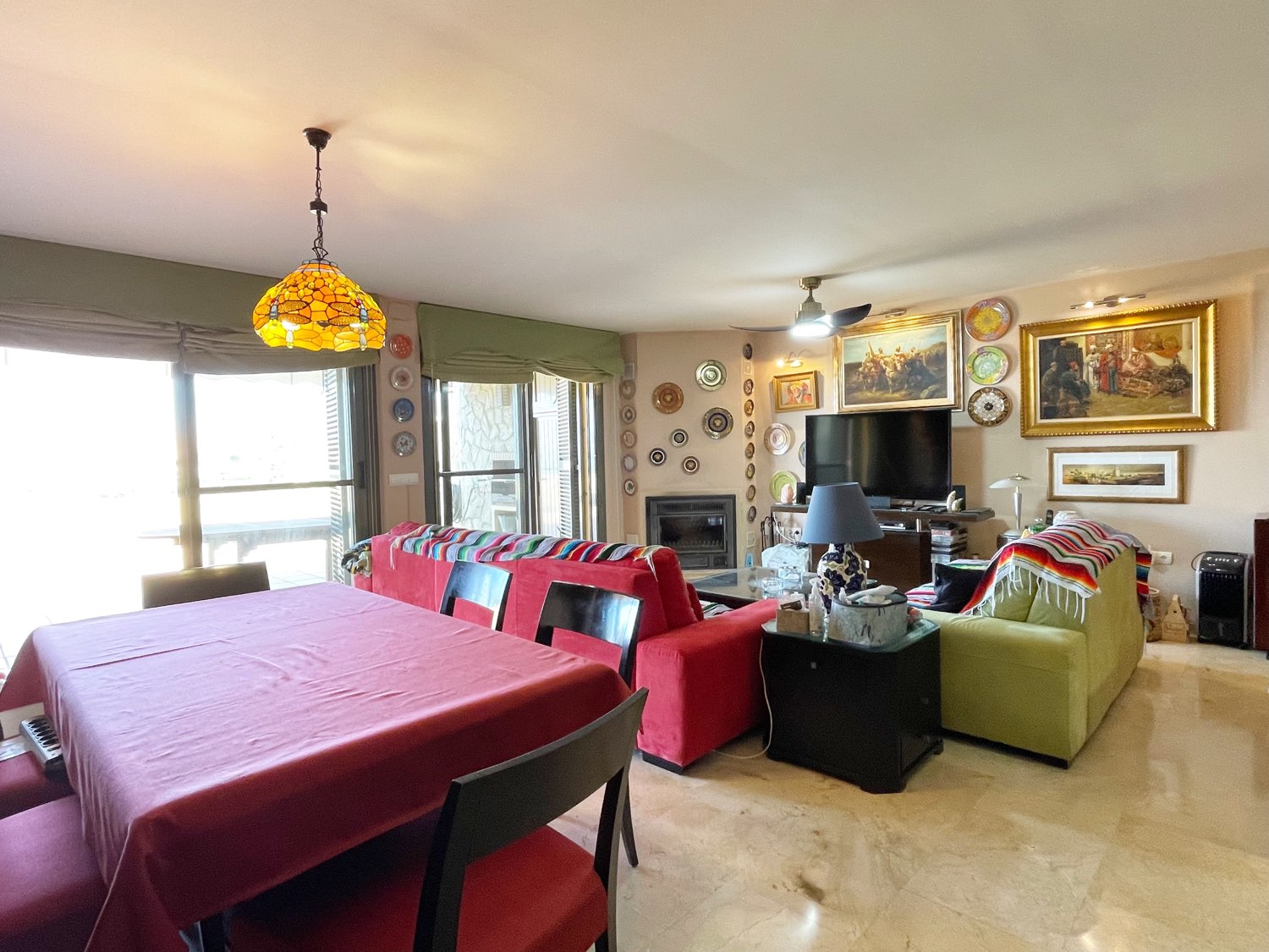 PISO EN VENTA EN CALAHONDA