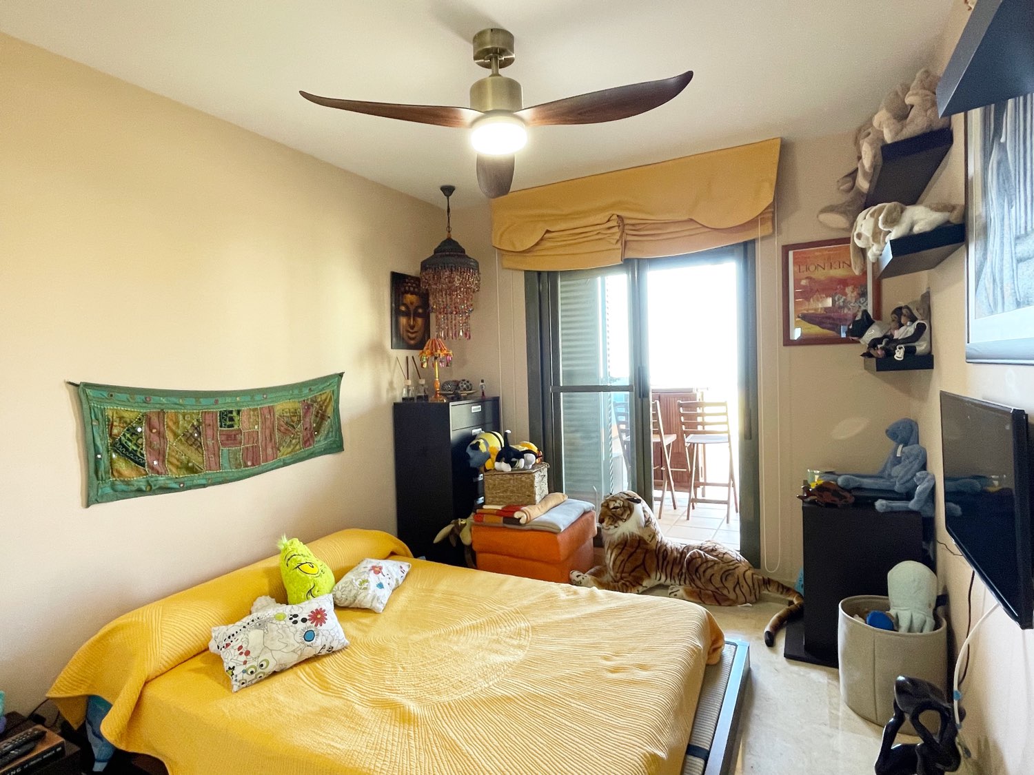 PISO EN VENTA EN CALAHONDA