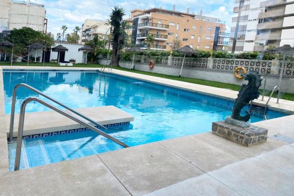Huoneisto myynnissä Carvajal - Las Gaviotas (Fuengirola)