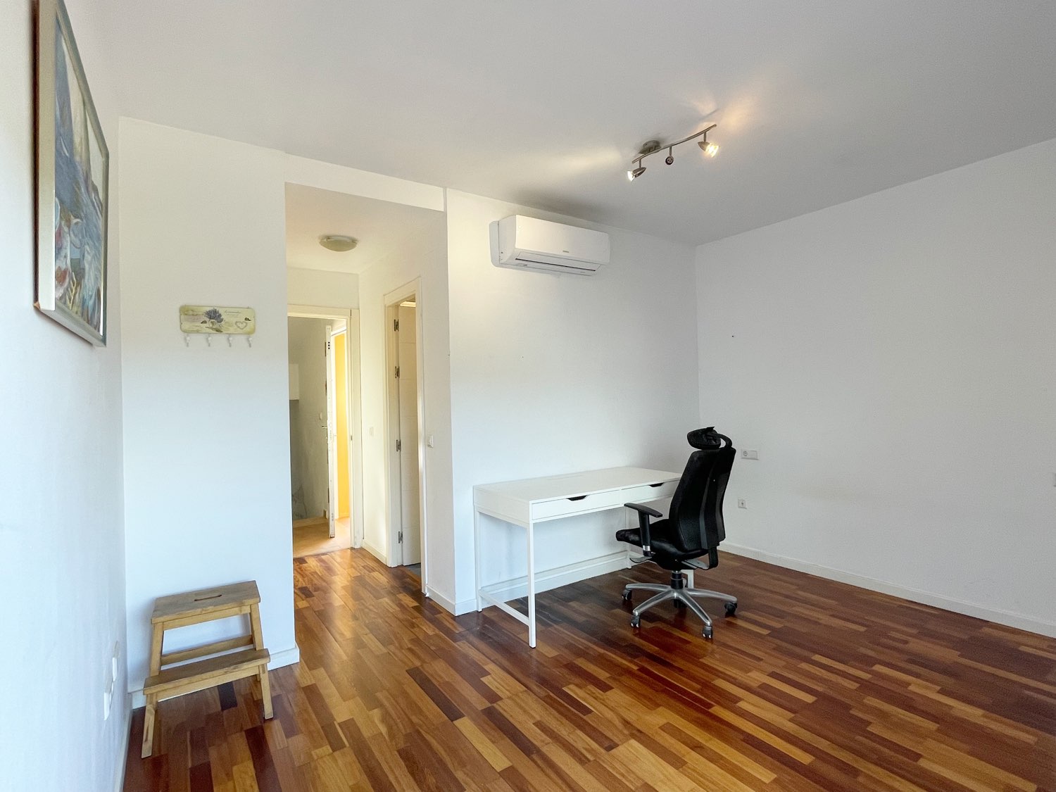 ADOSADO EN EL HIPÓDROMO - MIJAS