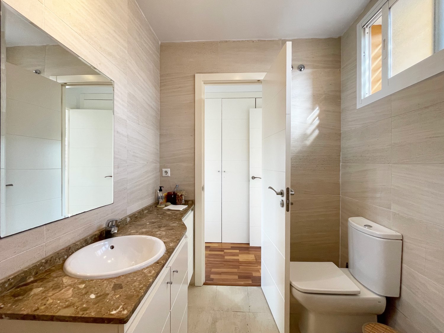 ADOSADO EN EL HIPÓDROMO - MIJAS