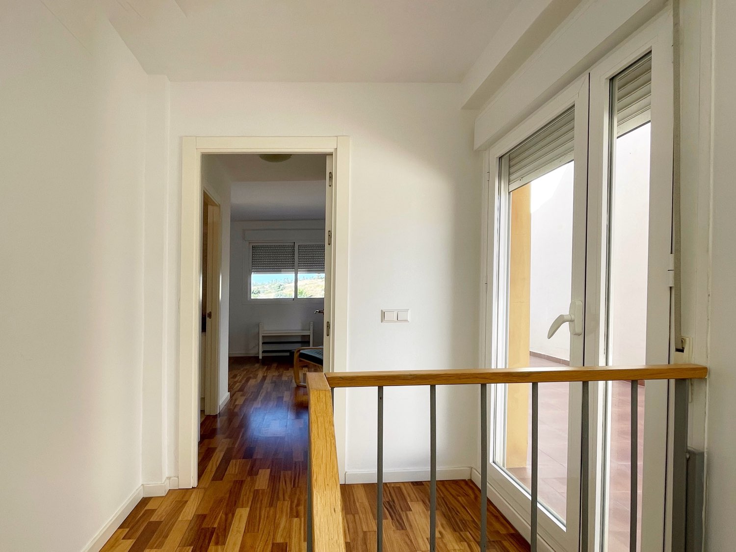 ADOSADO EN EL HIPÓDROMO - MIJAS