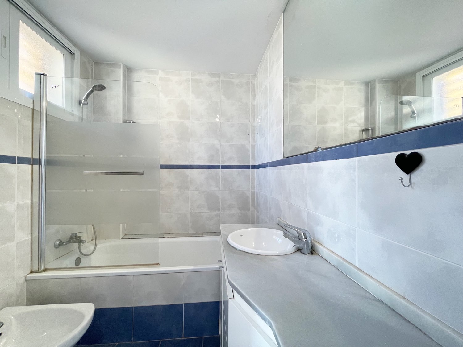 ADOSADO EN EL HIPÓDROMO - MIJAS