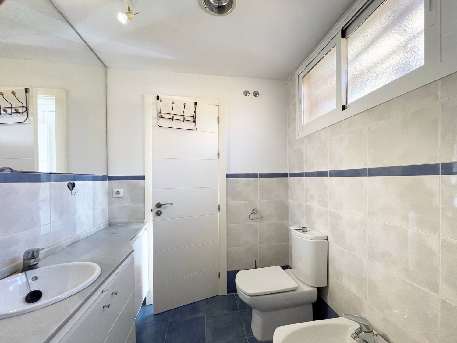 ADOSADO EN EL HIPÓDROMO - MIJAS