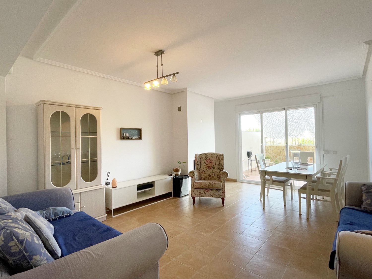 ADOSADO EN EL HIPÓDROMO - MIJAS