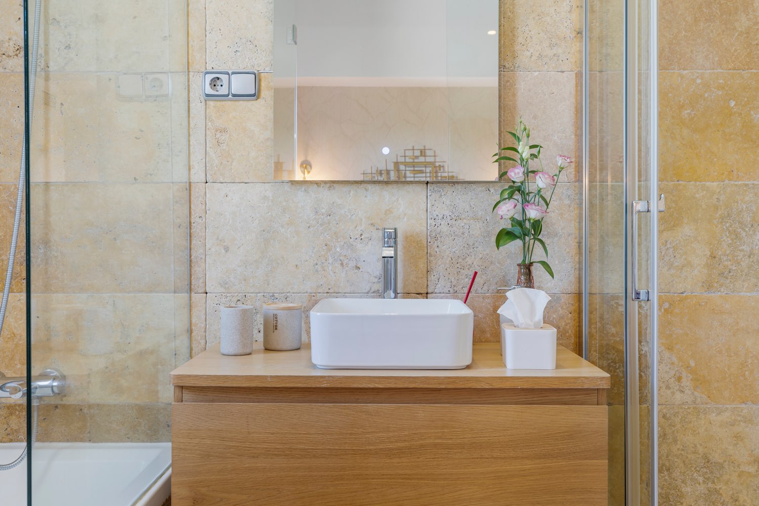 CASA EXCLUSIVA CON PISCINA EN RESERVA HIGUERÓN