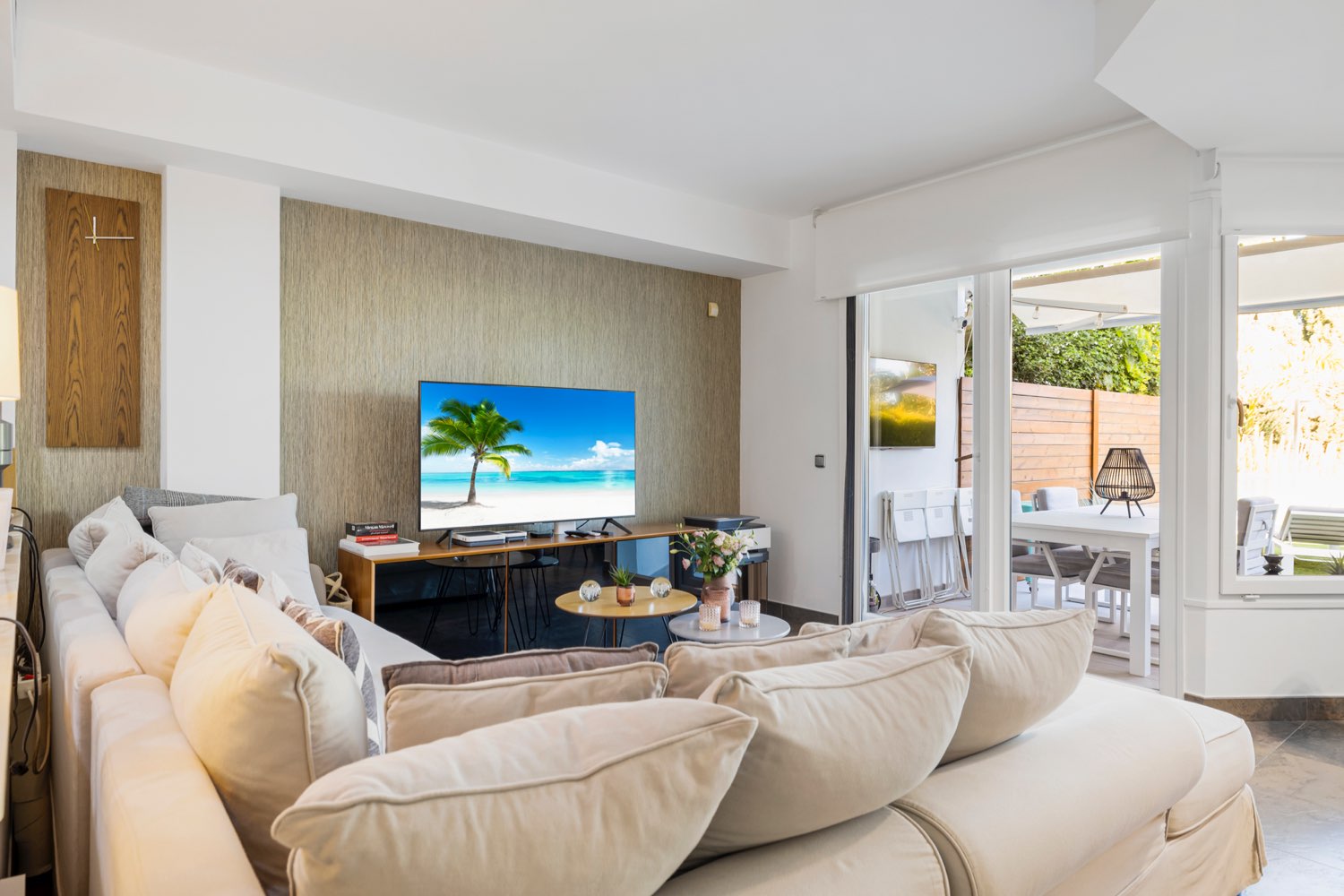 CASA EXCLUSIVA CON PISCINA EN RESERVA HIGUERÓN