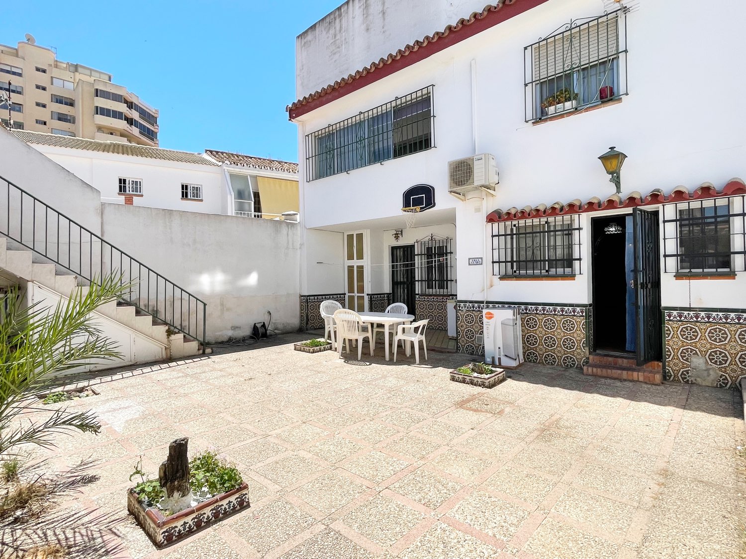 CASA EN CENTRO FUENGIROLA