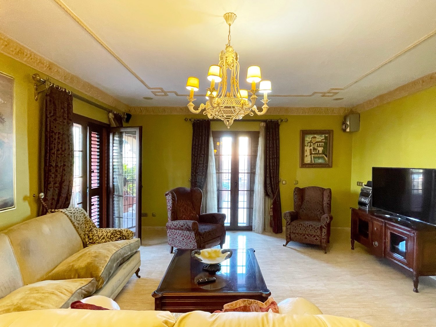 Chalet for sale in Mijas