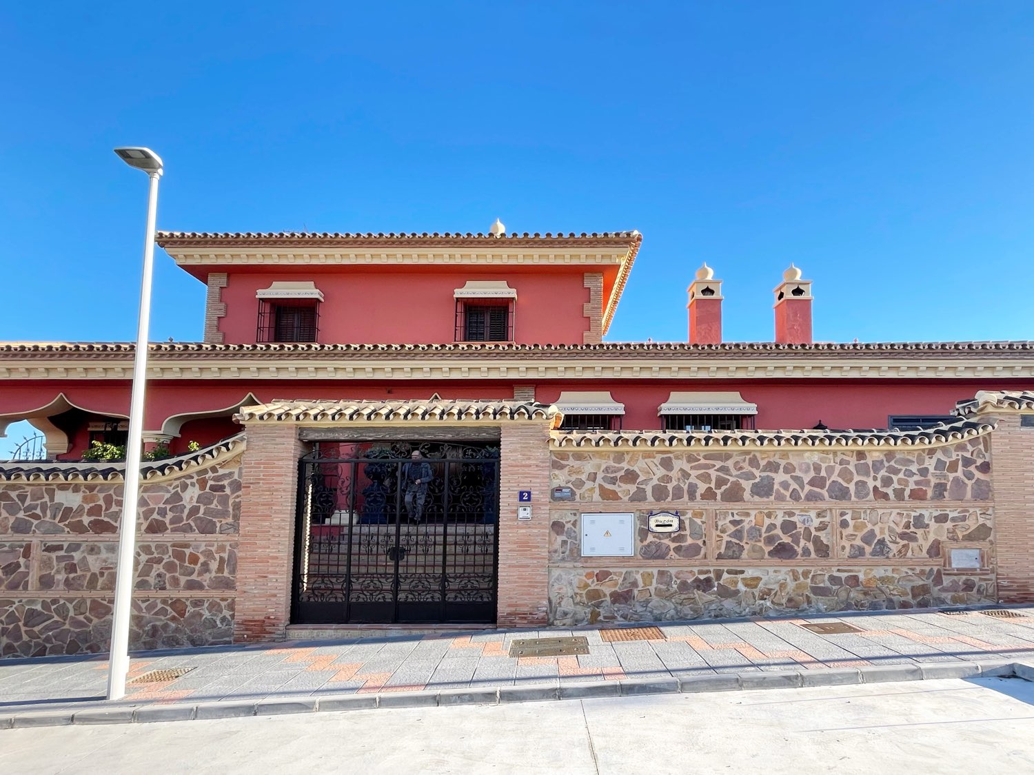 Chalet for sale in Mijas