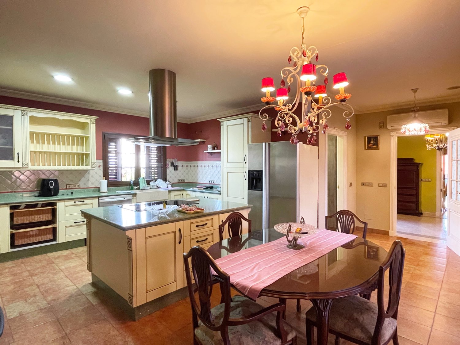 Chalet for sale in Mijas