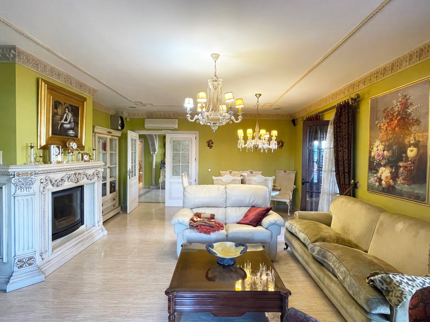 Chalet for sale in Mijas