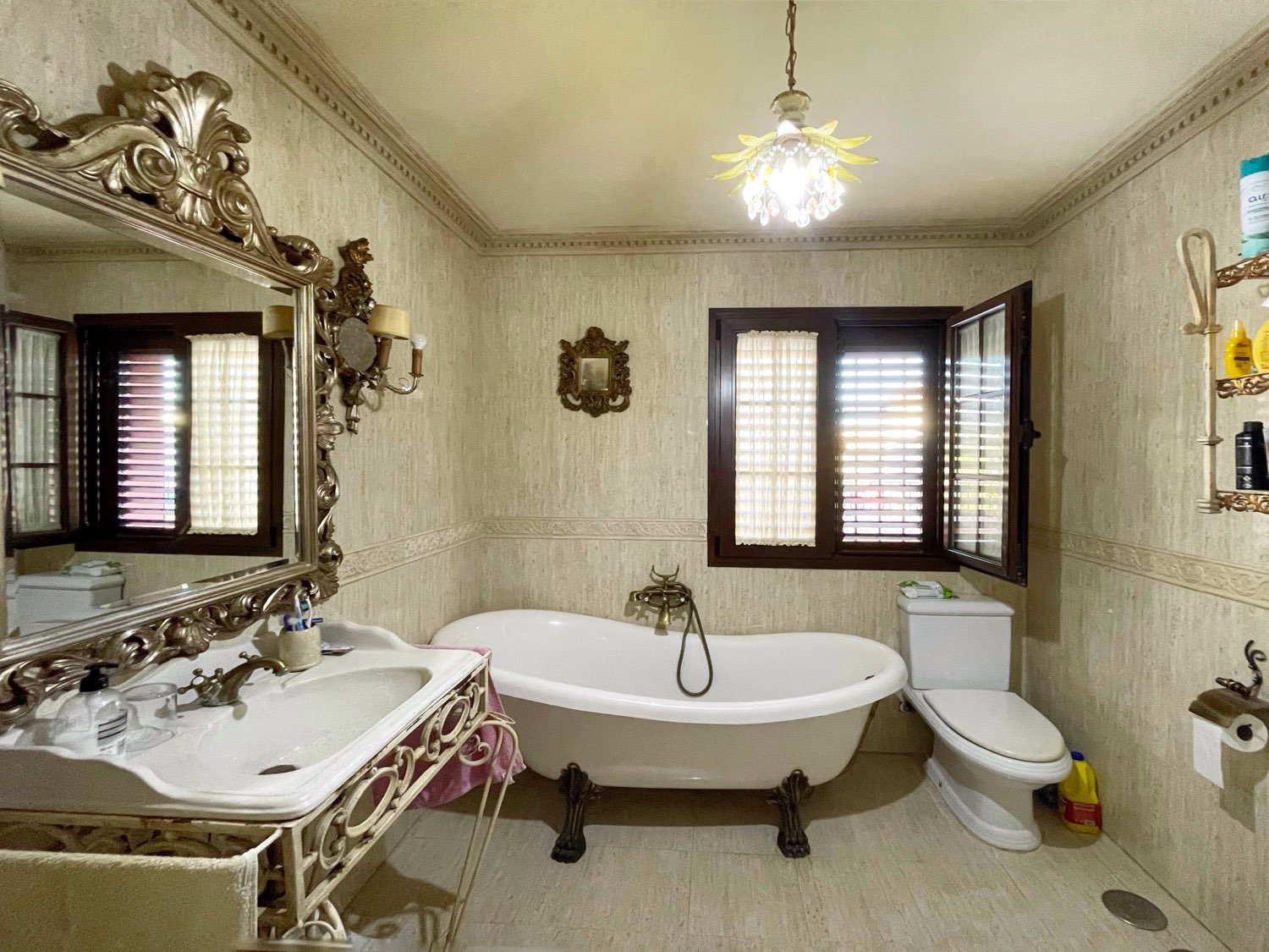 Chalet for sale in Mijas