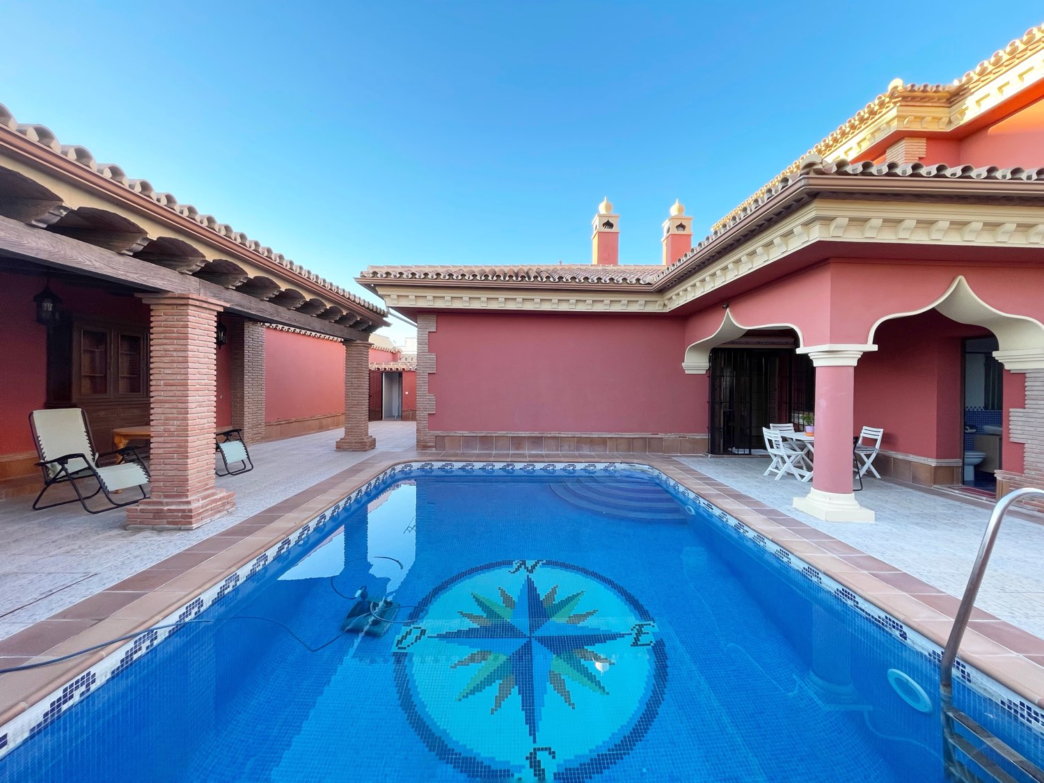 Chalet for sale in Mijas