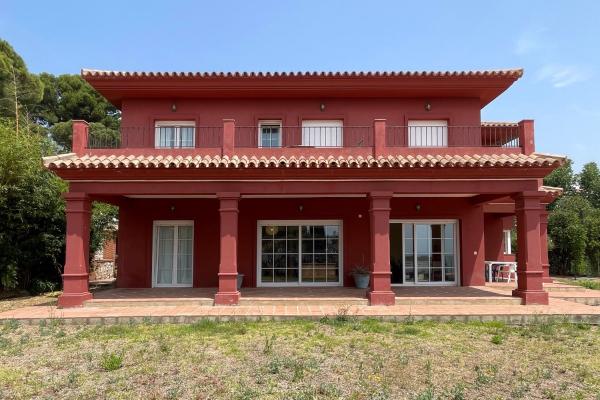 Talo myynnissä Benalmádena