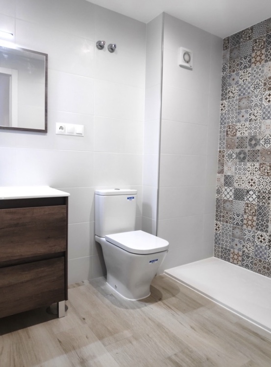 ALQUILER LARGA TEMPORADA PISO 80 METROS - 2 DORM - SIN MUEBLES