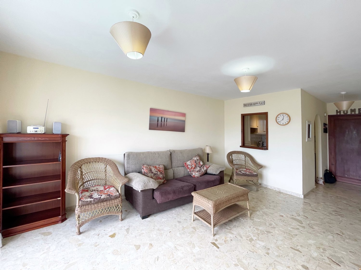 Bajo con terraza El Faro