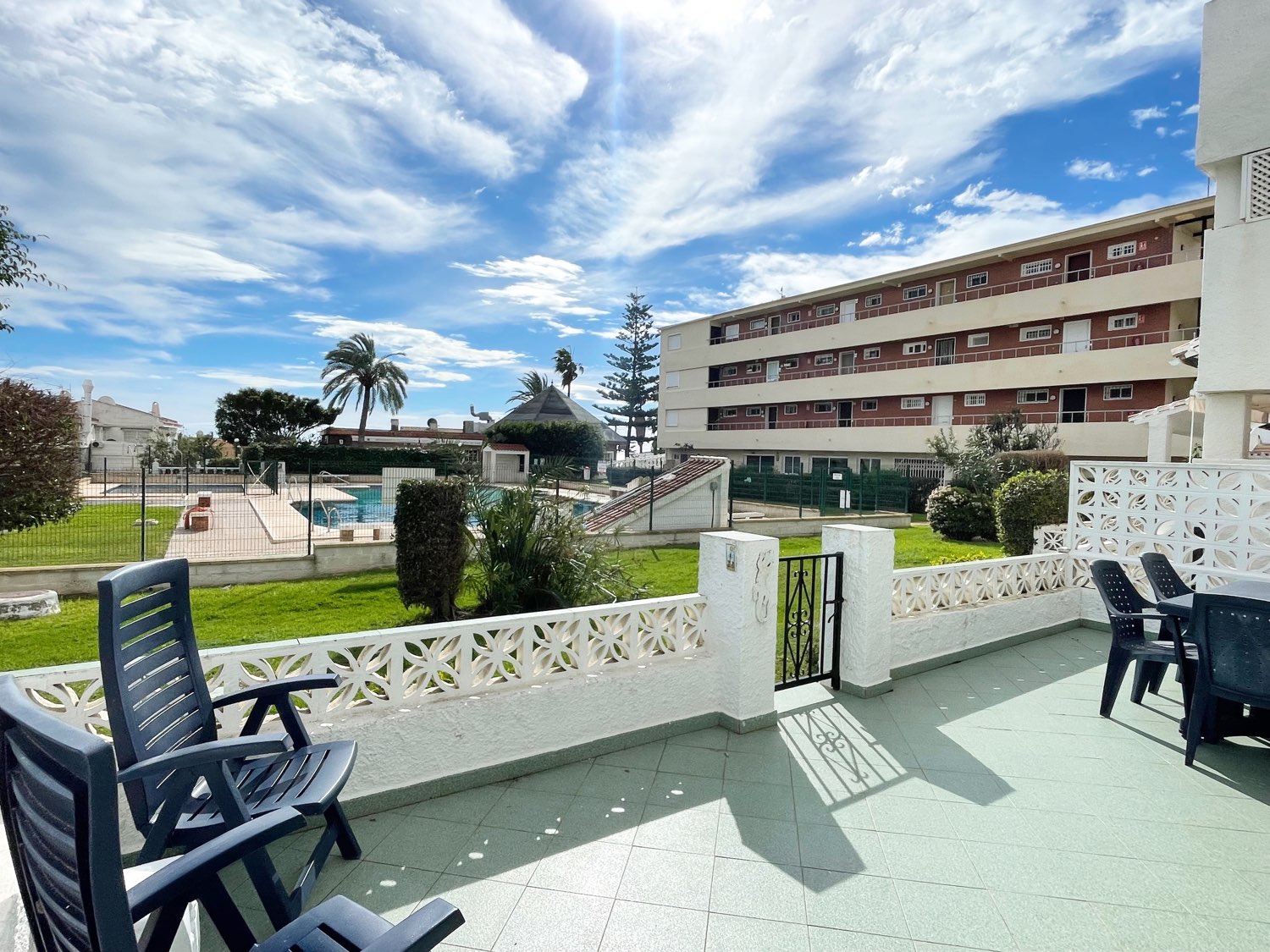 Bajo con terraza El Faro