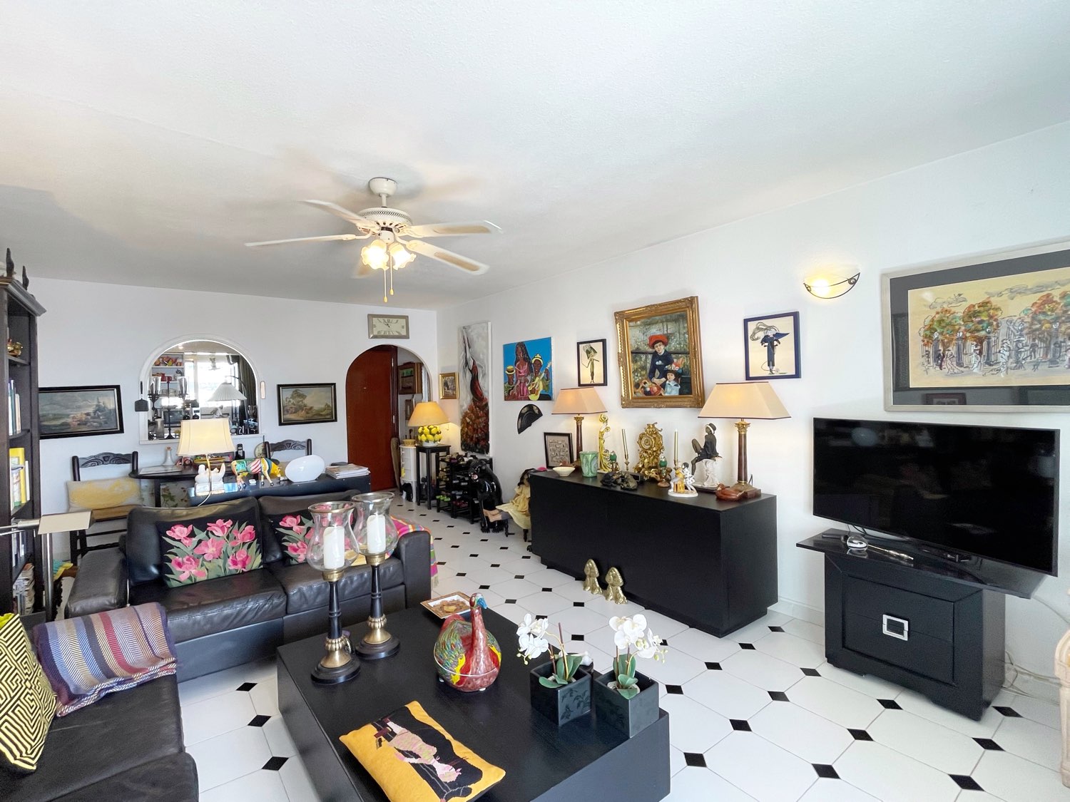 Piso con vistas al mar