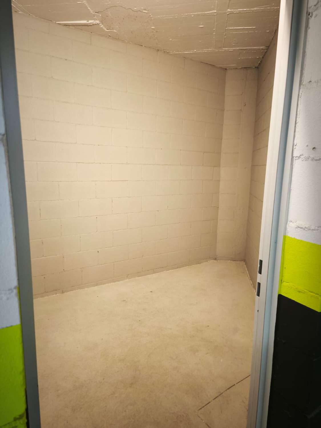 VENTA TRASTERO 8 METROS - URB HIGUERON WEST - FUENGIROLA