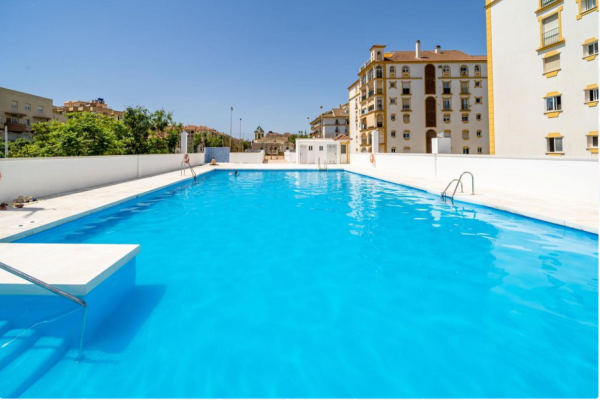 Bajo en Los Boliches