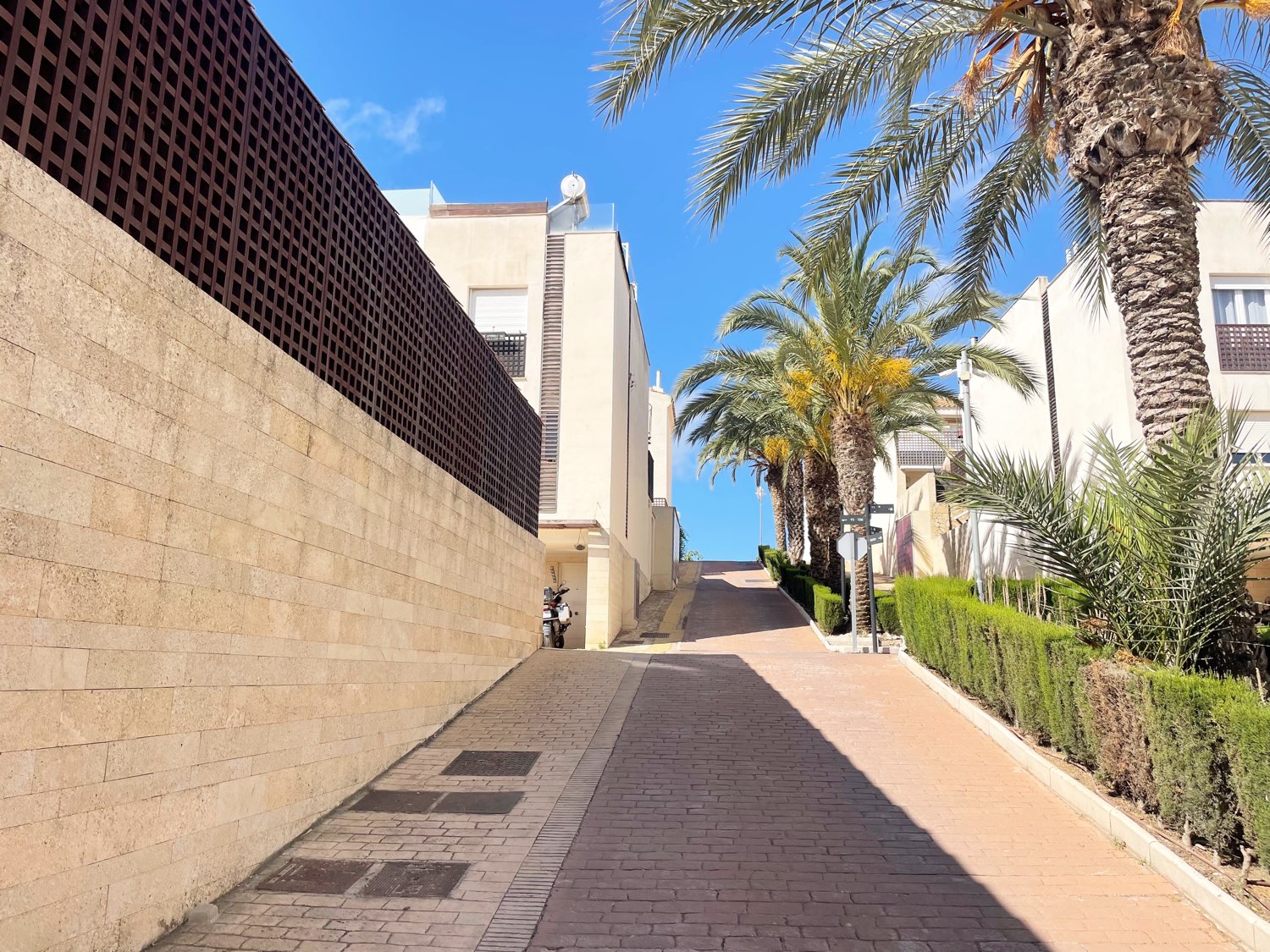 Adosado Hipódromo Mijas con Piscina y Padel