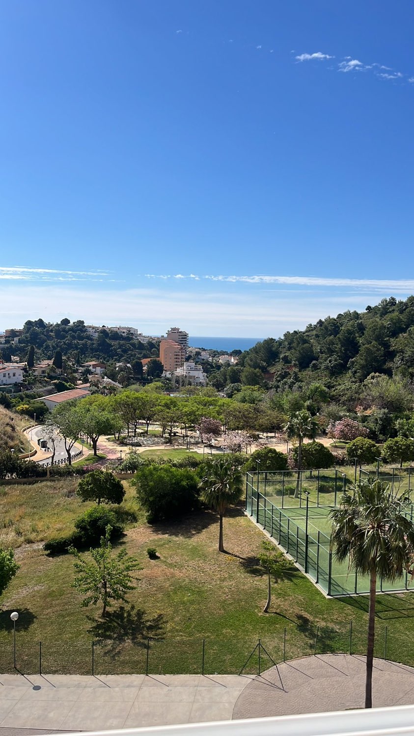 Kattohuoneisto vuokrattavissa Los Pacos (Fuengirola)