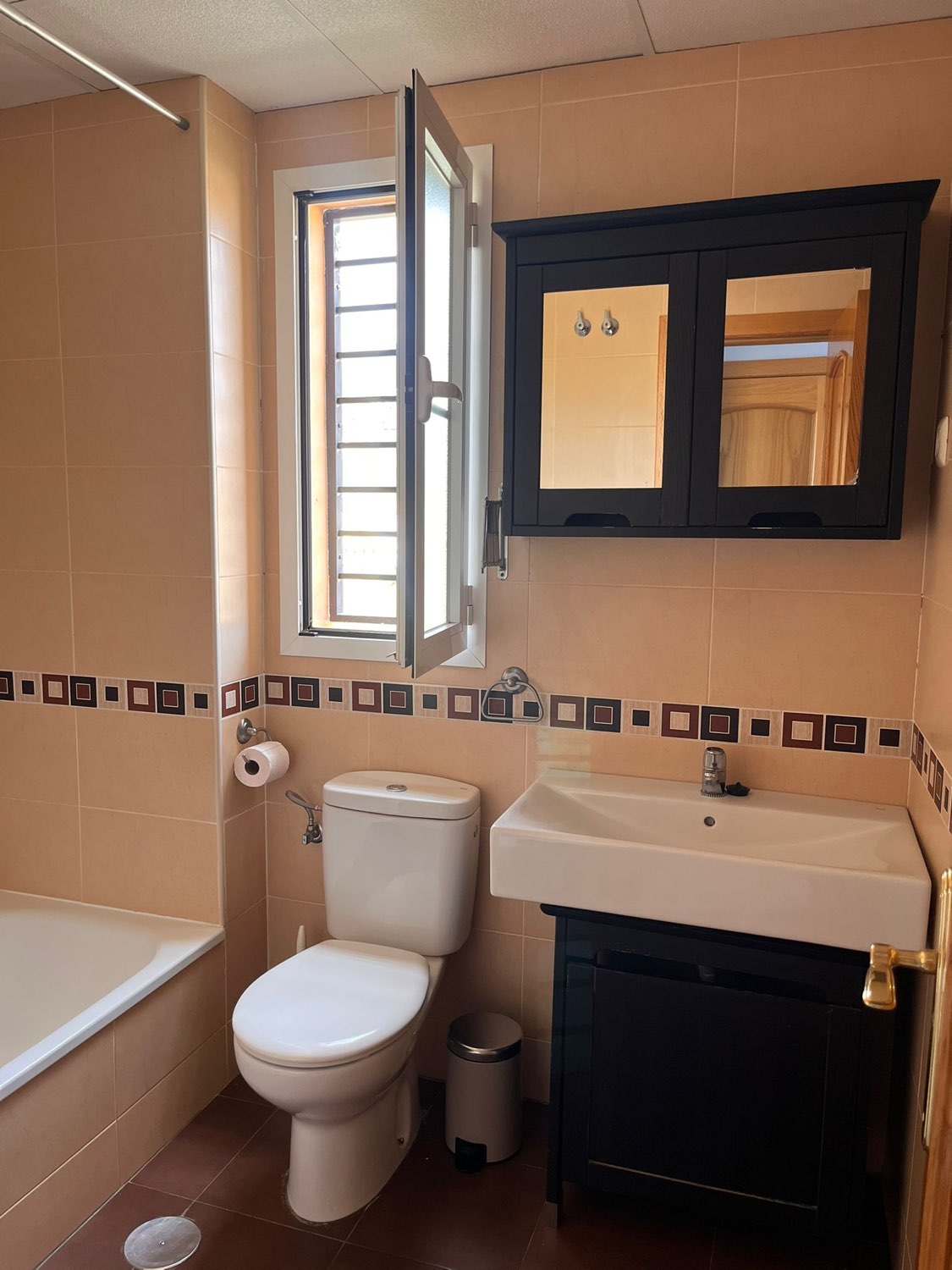Kattohuoneisto vuokrattavissa Los Pacos (Fuengirola)