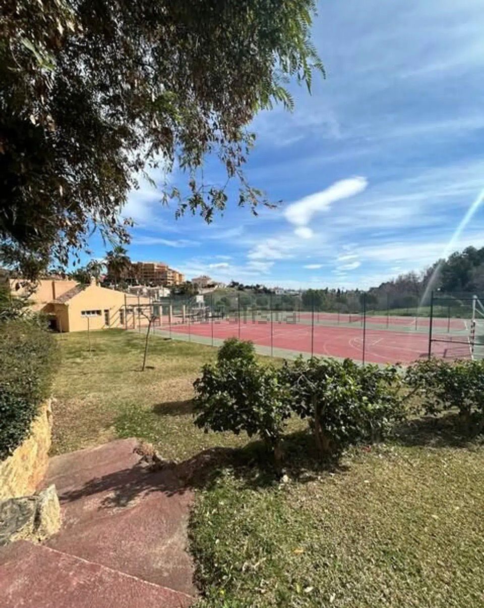 Kattohuoneisto vuokrattavissa Los Pacos (Fuengirola)