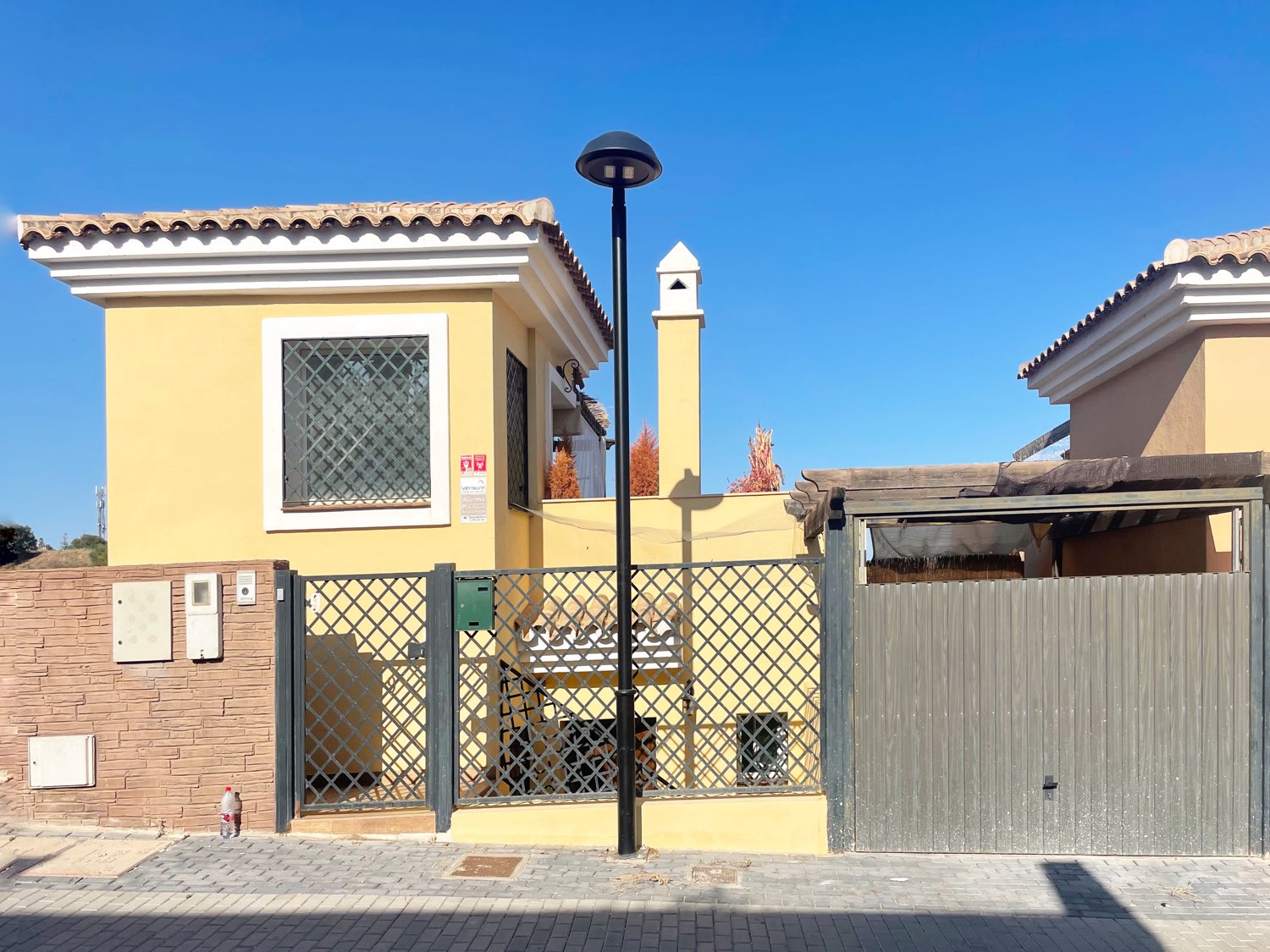 ALQUILER LARGA TEMPORADA - CASA PAREADA EN BENALMADENA COSTA - ENTRADA JULIO 2026
