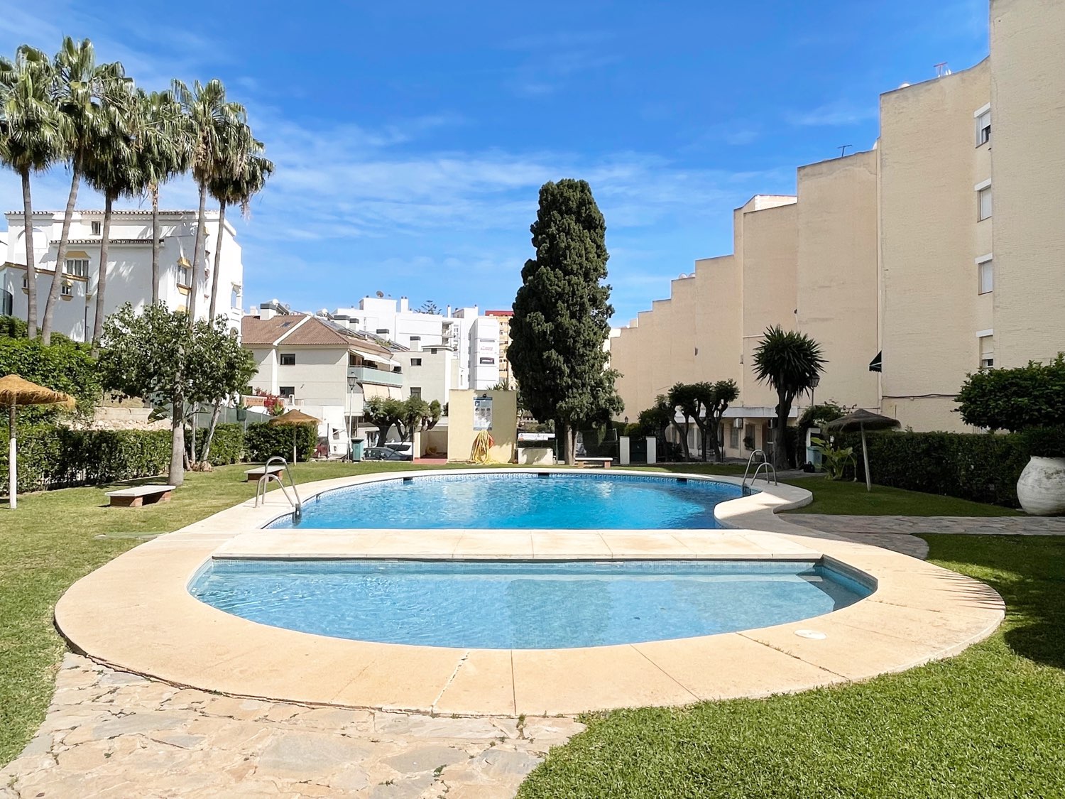 Piso Torreblanca, Piscina, 3 minutos andando de la playa